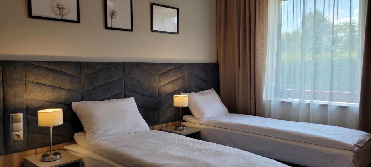 Villa & Gospoda Krakowska Kobiernice Extérieur photo