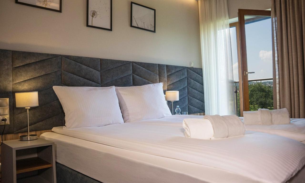 Villa & Gospoda Krakowska Kobiernice Extérieur photo