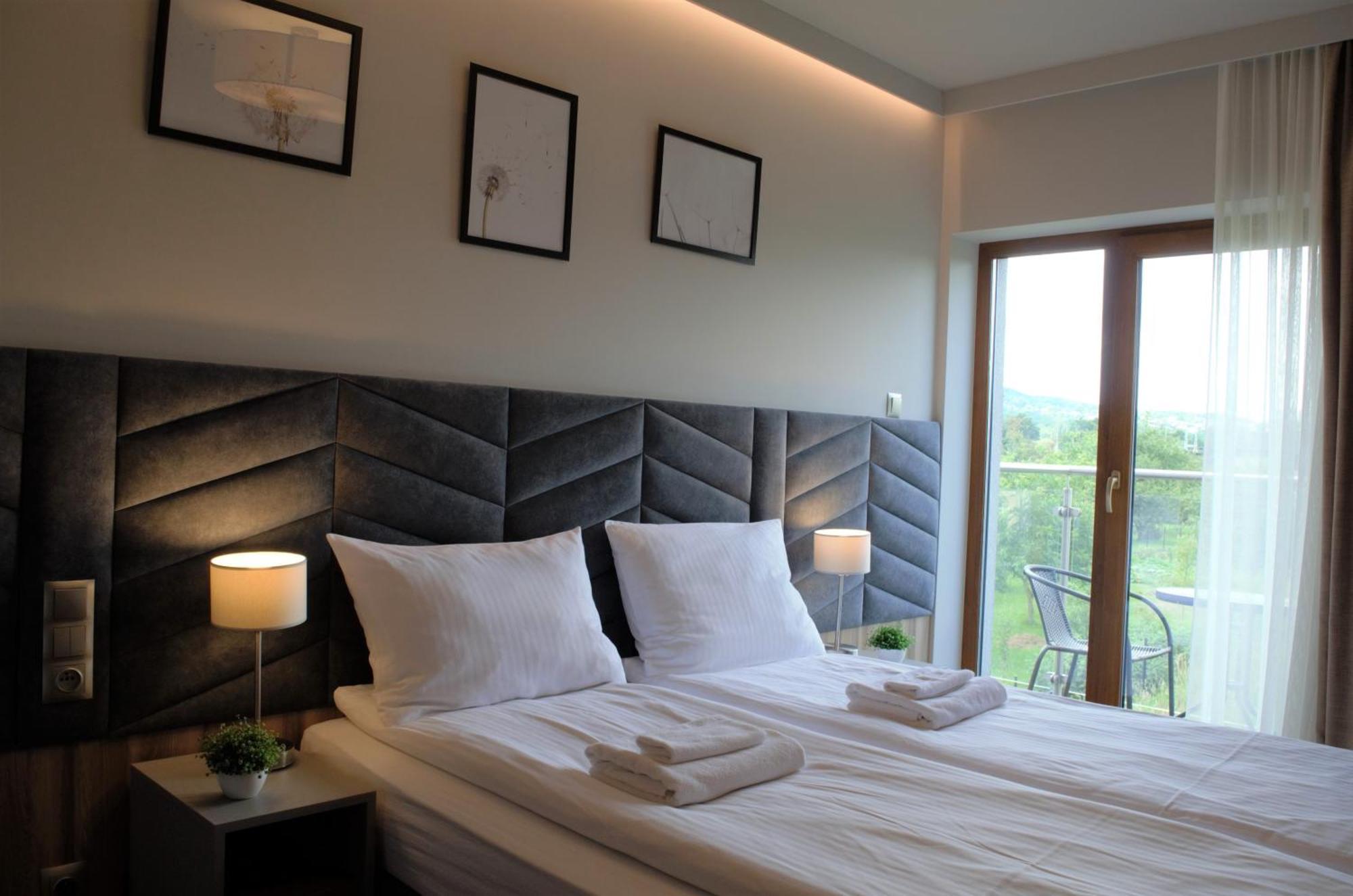 Villa & Gospoda Krakowska Kobiernice Extérieur photo