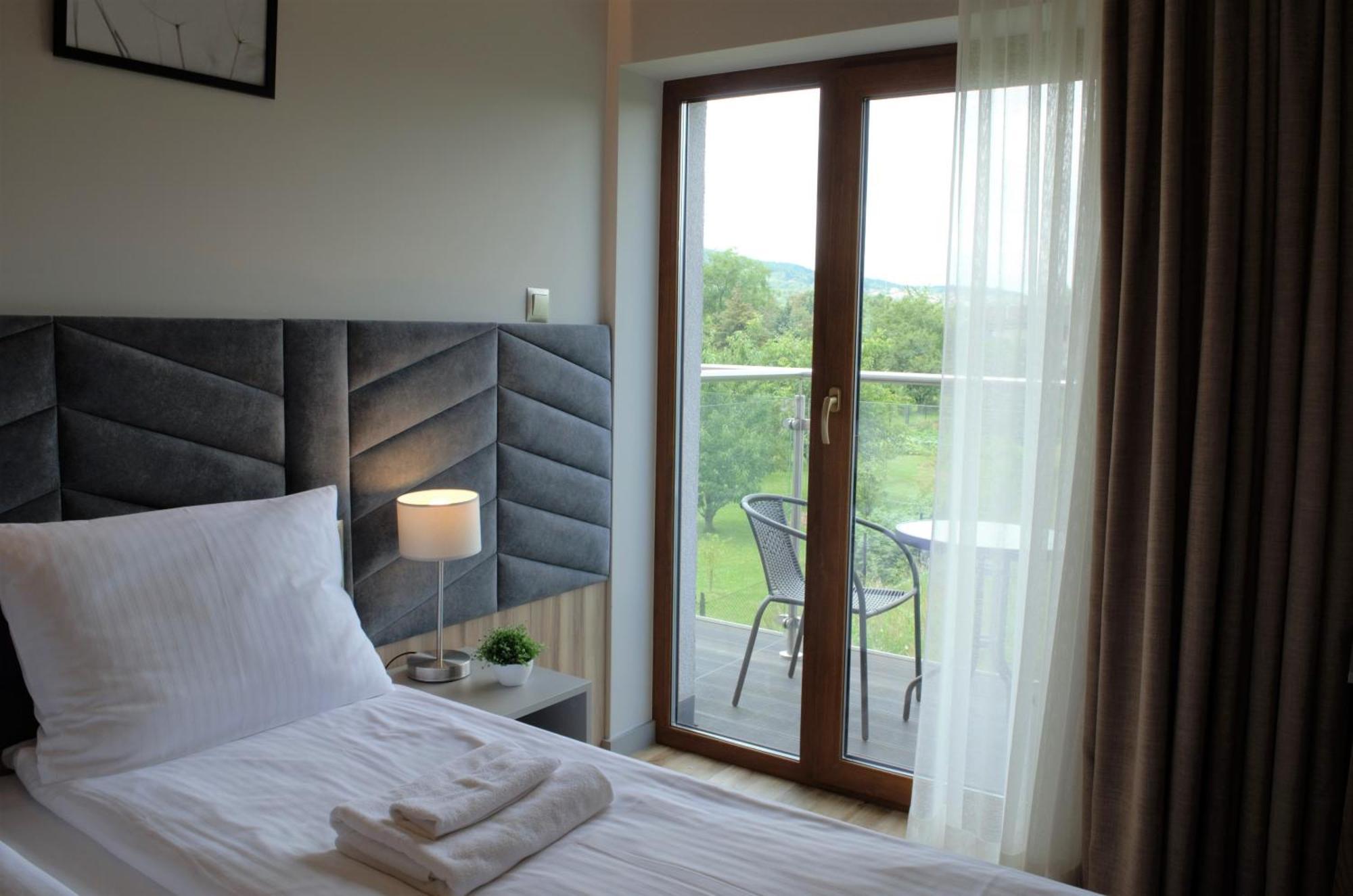 Villa & Gospoda Krakowska Kobiernice Extérieur photo