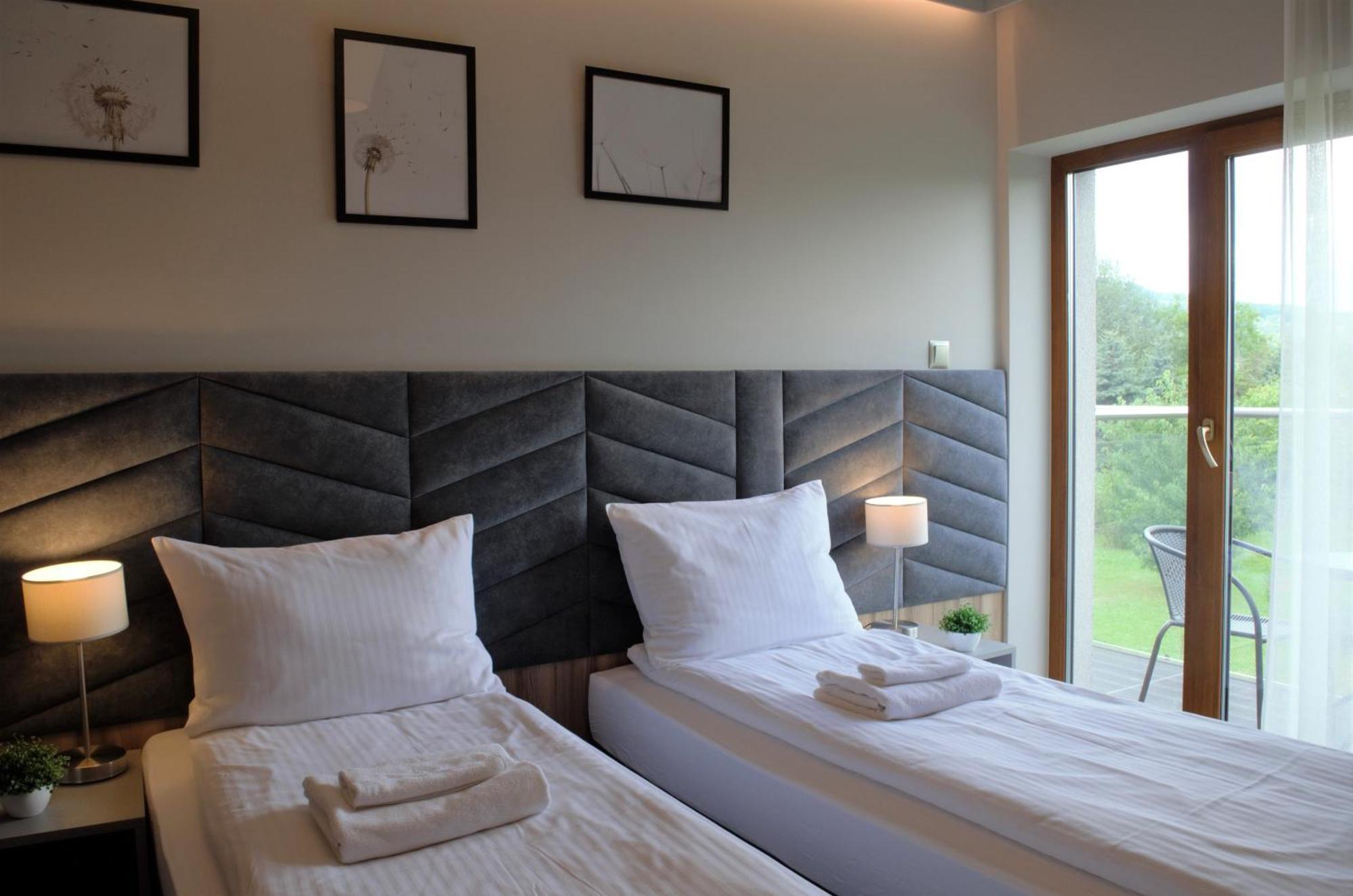 Villa & Gospoda Krakowska Kobiernice Extérieur photo