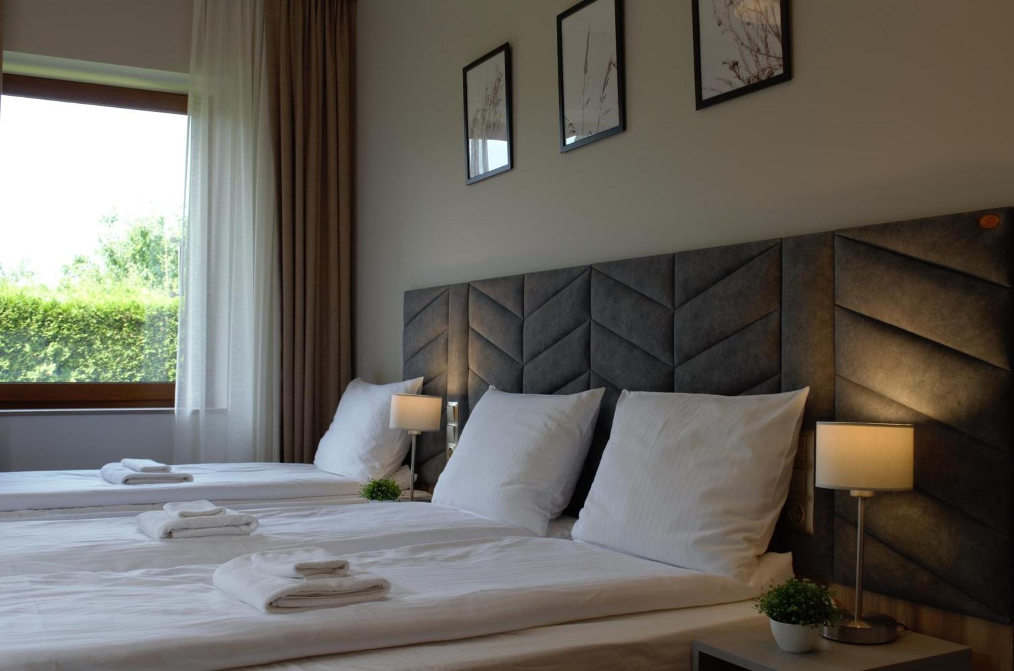 Villa & Gospoda Krakowska Kobiernice Extérieur photo